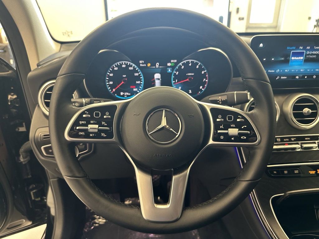 2022 Mercedes-Benz GLC GLC 300 25