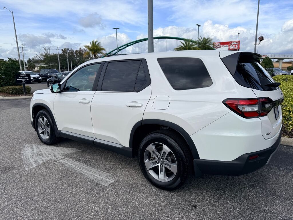 Thumbnail: 2024 Honda Pilot - 2