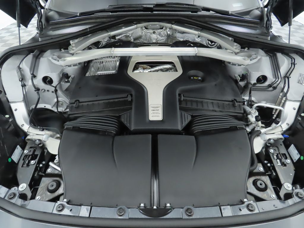 Thumbnail: 2026 Aston Martin DBX - 30