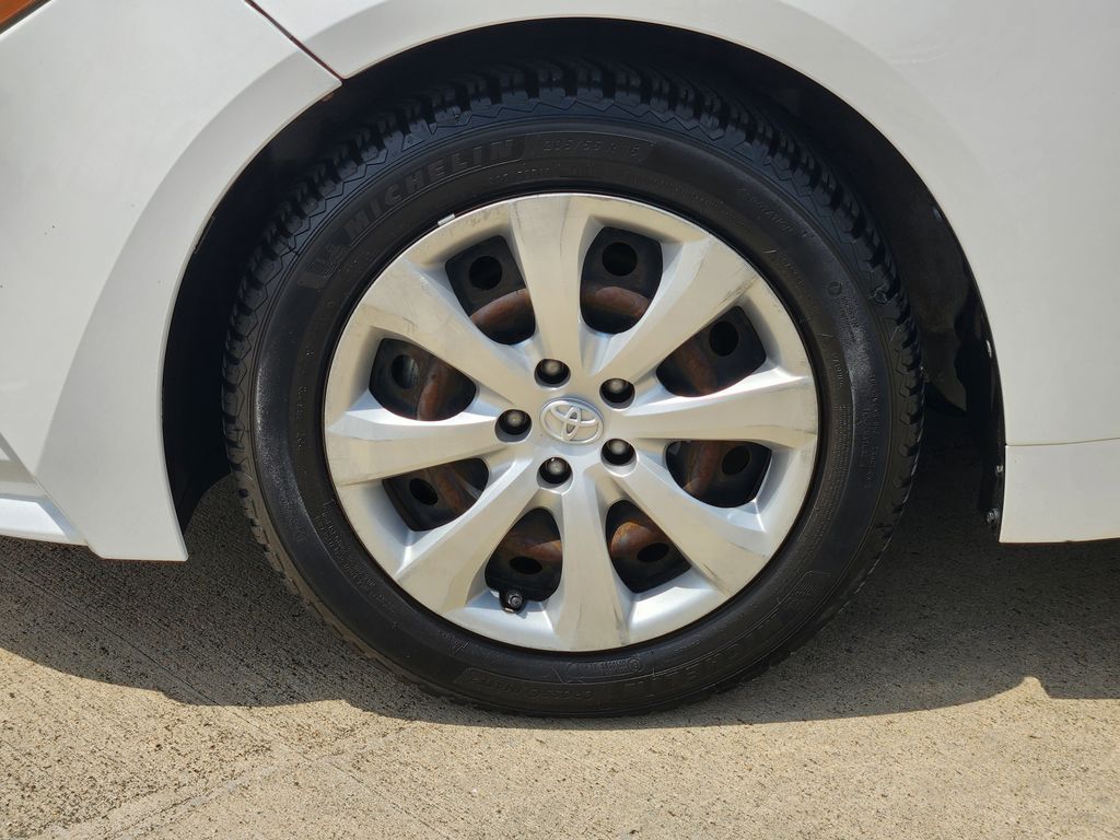 2021 Toyota Corolla LE White at Community Toyota