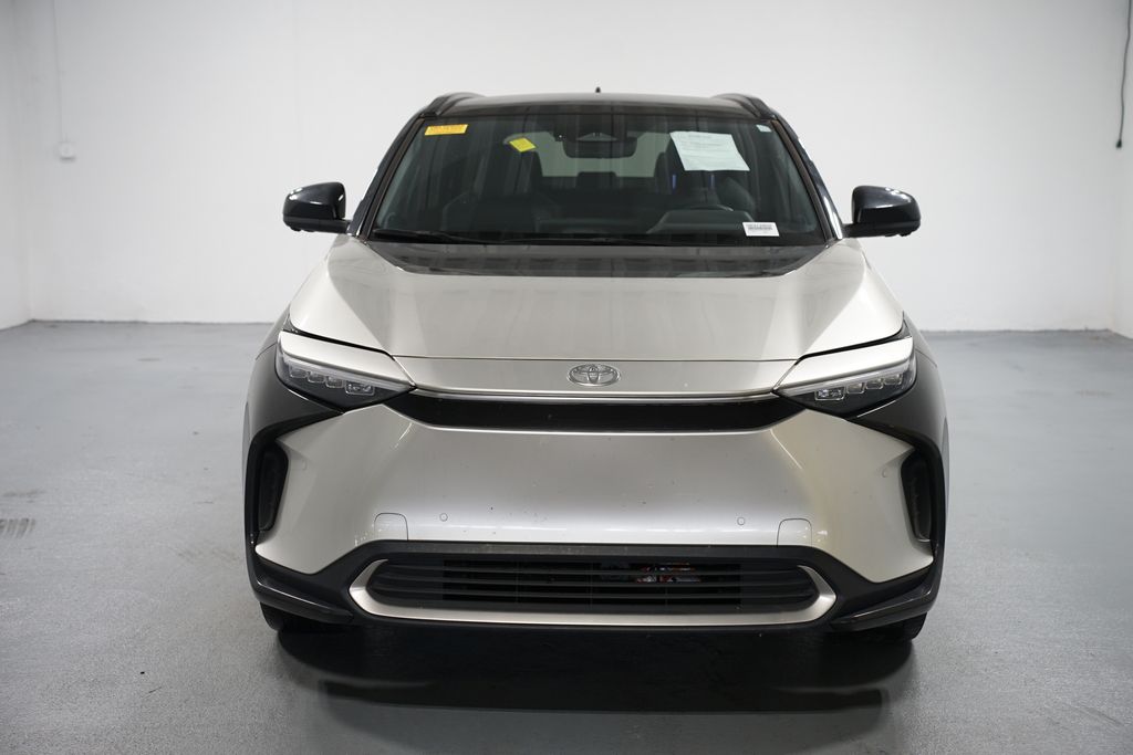 Thumbnail: 2023 Toyota bZ4X - 2