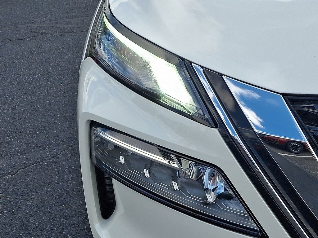 Thumbnail: 2023 Nissan Rogue - 9