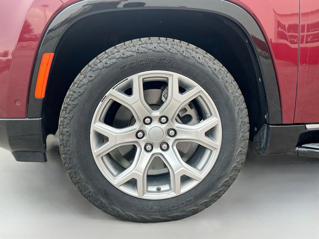 Used 2022 Red Jeep Series II image 33