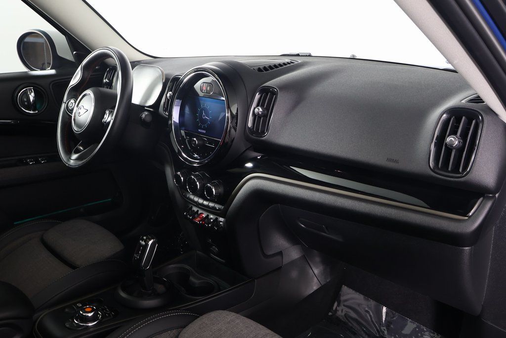2021 MINI Cooper Countryman S 9