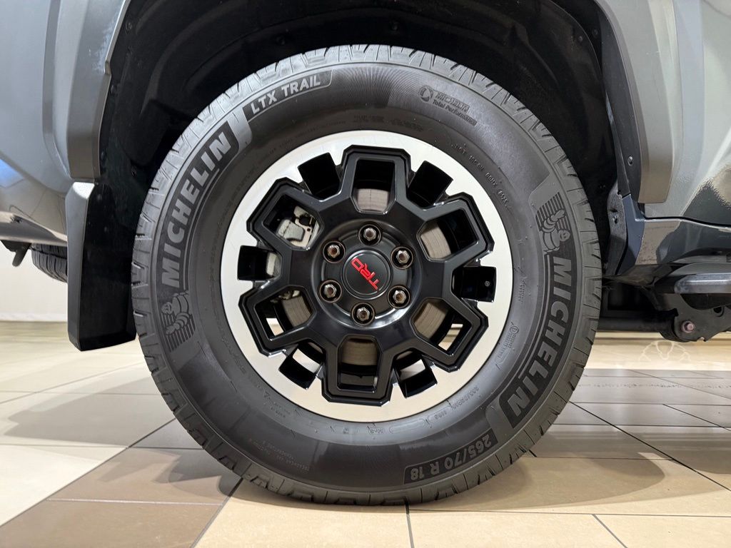 Thumbnail: 2025 Toyota 4Runner - 9