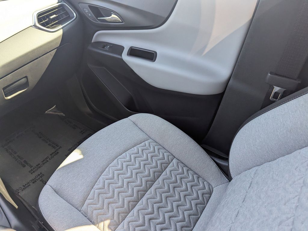 used 2022 Chevrolet Equinox car, priced at $18,992