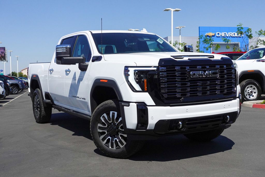 2025 GMC Sierra 3500HD Denali Ultimate Crew Cab 4WD