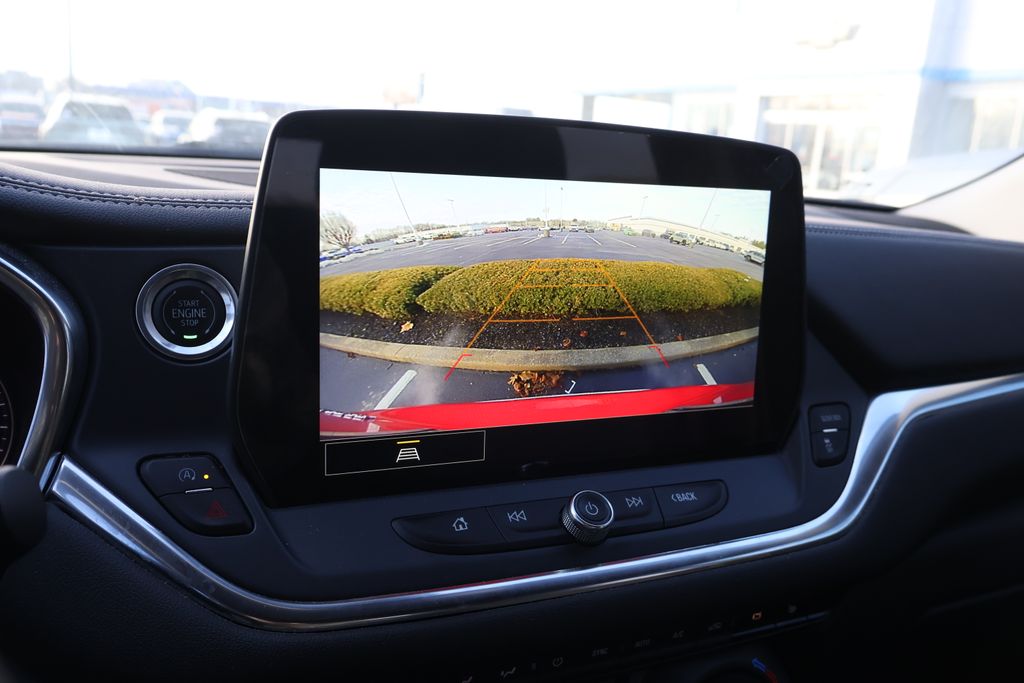 Thumbnail: 2023 Chevrolet Blazer - 23