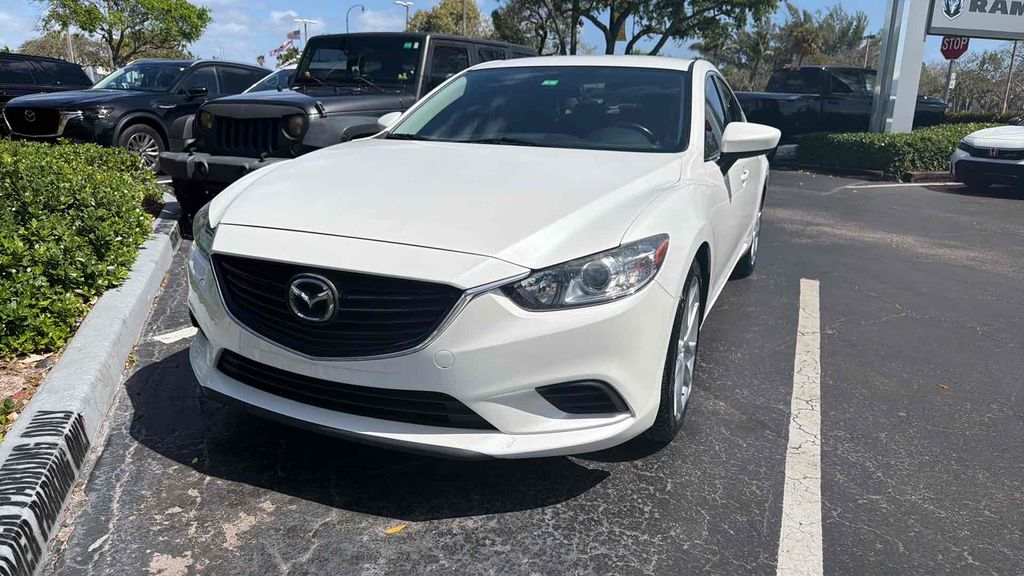 Snowflake White Pearl Mica 2015 Mazda MAZDA6 i Touring Sedan Front-Wheel Drive 6-Speed Automatic