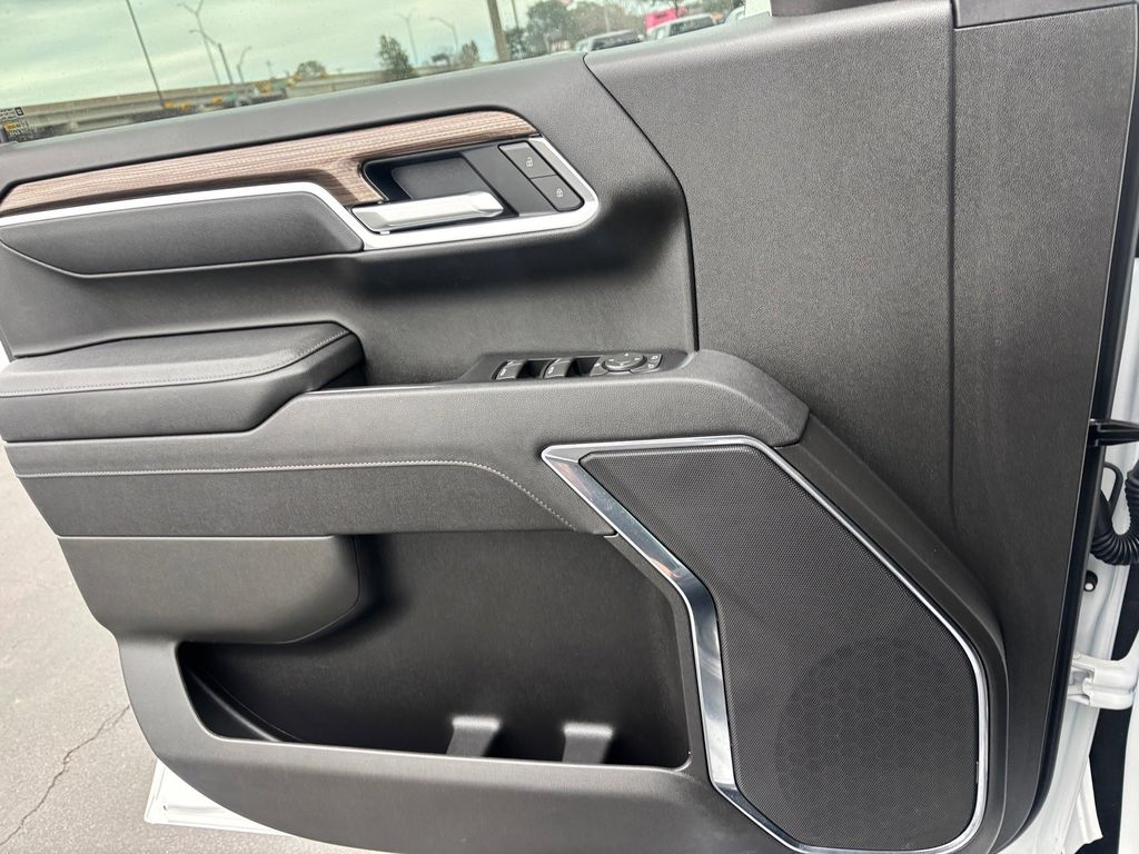 Used Car 2025 Chevrolet Silverado 1500  Lt Trail Boss For Sale Under $60,000 In Austin, Texas