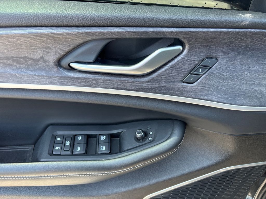 2022 Jeep Grand Cherokee L Limited Gray at Bob Ruth Ford