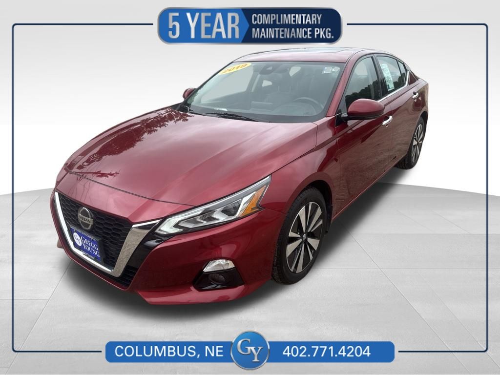 Red (Scarlet Ember Tintcoat) 2019 Nissan Altima Sedan All-Wheel Drive Continuously Variable Transmission