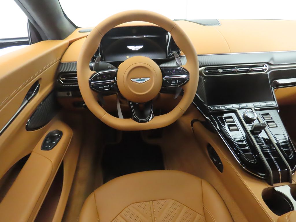 Thumbnail: 2026 Aston Martin Vantage - 10