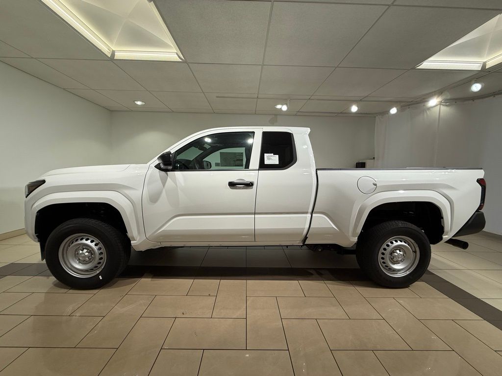 Thumbnail: 2025 Toyota Tacoma - 2