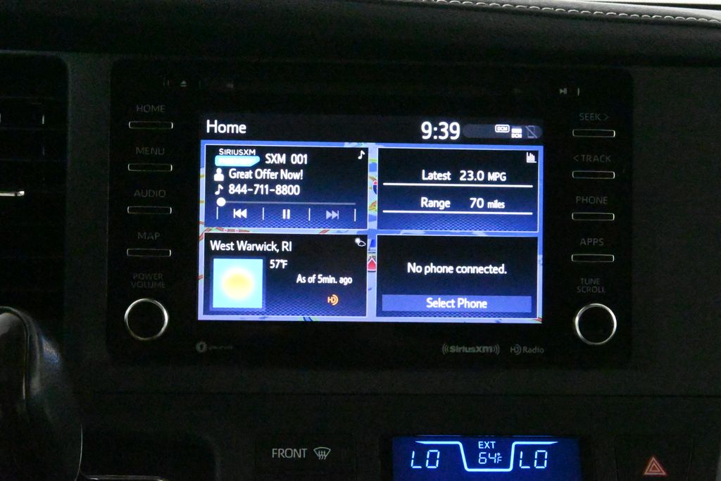 2019 Toyota Sienna XLE Premium 23