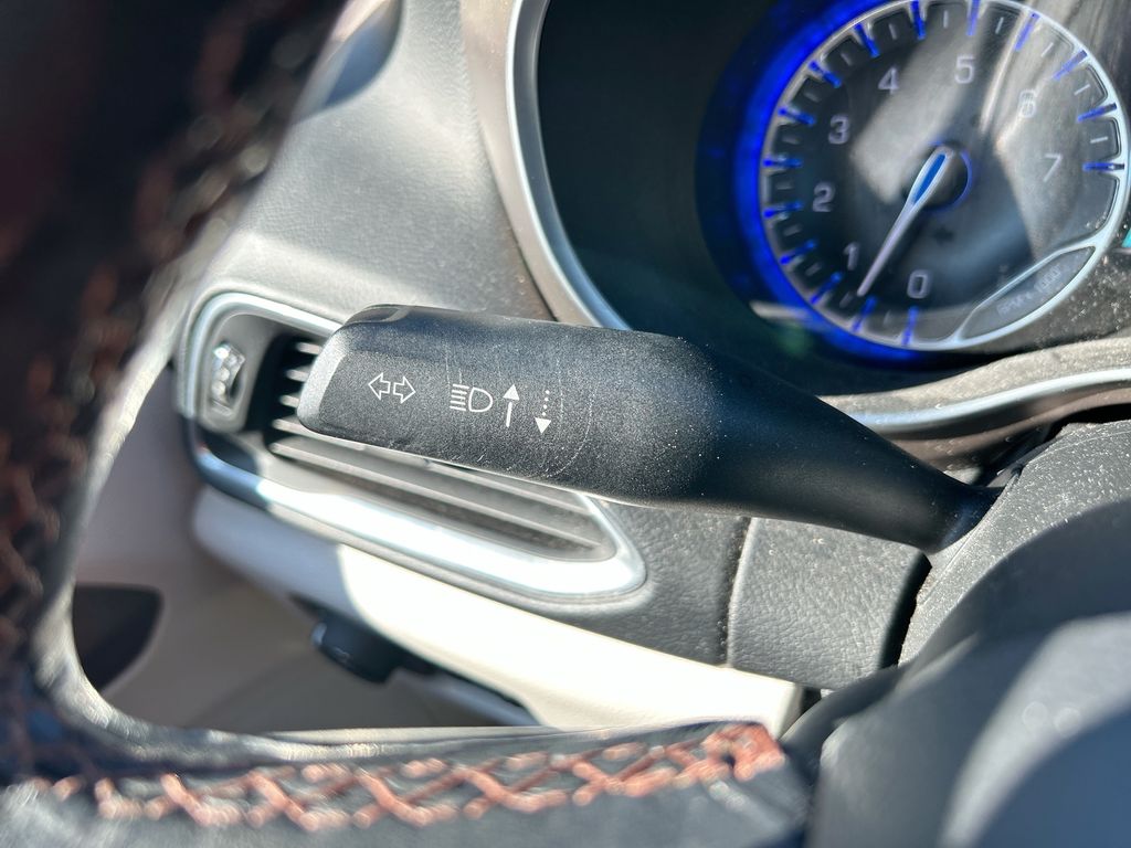 Thumbnail: 2019 Chrysler Pacifica - 31