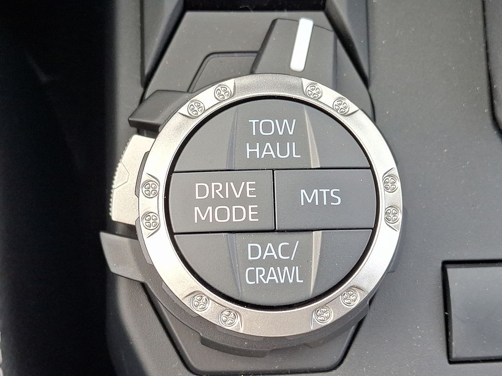 Thumbnail: 2025 Toyota 4Runner - 27