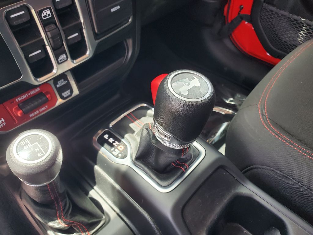 2022 Jeep Wrangler - $31,998