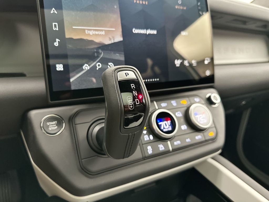 Thumbnail: 2026 Land Rover Defender - 13