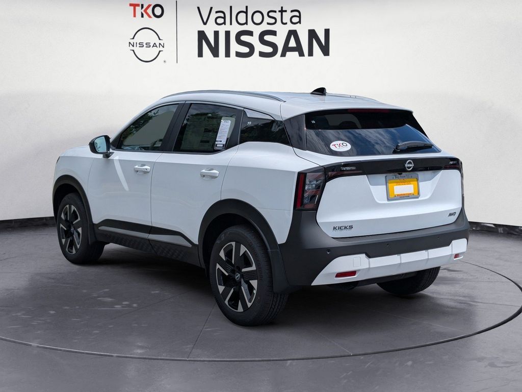 New 2026 Nissan Kicks SUV