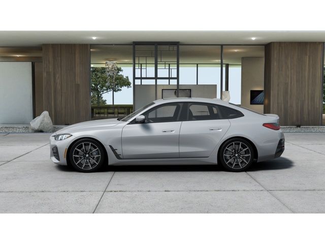 Thumbnail: 2026 BMW 4 Series - 4