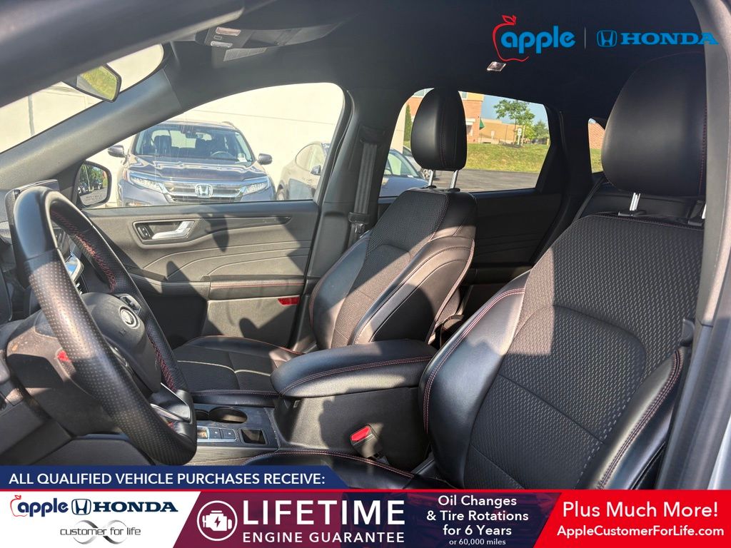 2024 Ford Escape ST-Line Select