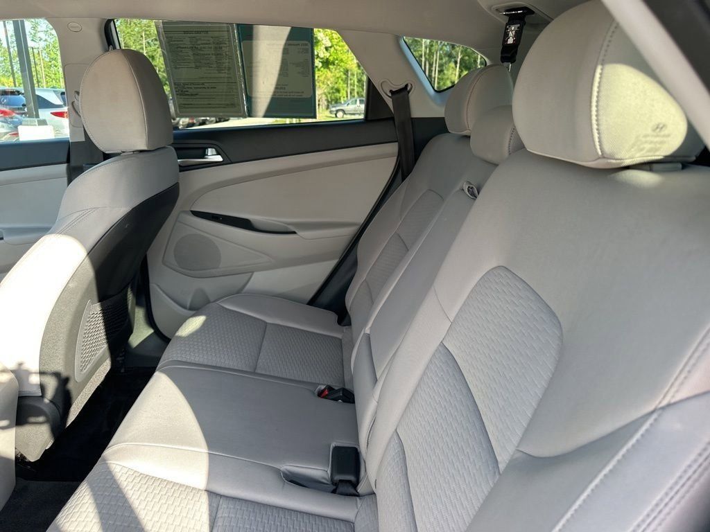 2021 White Cream Hyundai Tucson Value FWD SUV