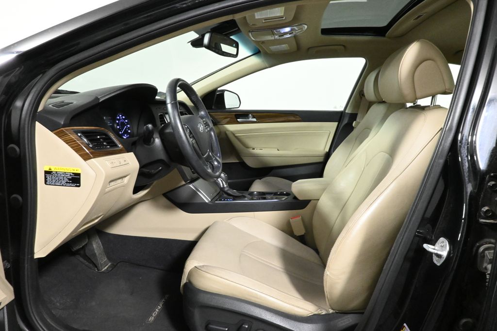 Thumbnail: 2017 Hyundai Sonata - 3