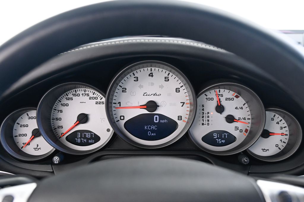 Thumbnail: 2009 Porsche 911 - 31