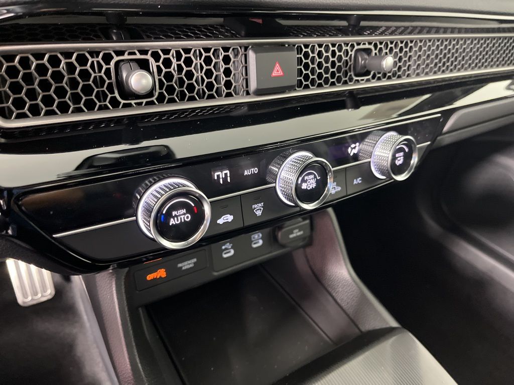 Thumbnail: 2026 Honda Civic - 30