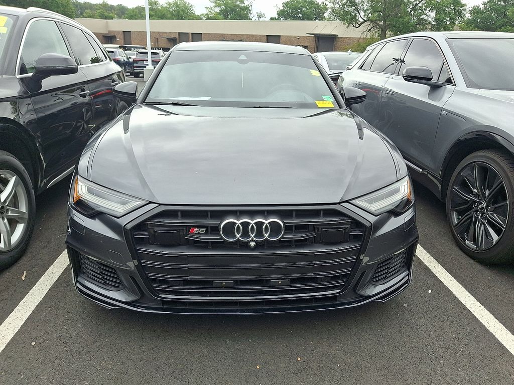 Thumbnail: 2022 Audi S6 - 2