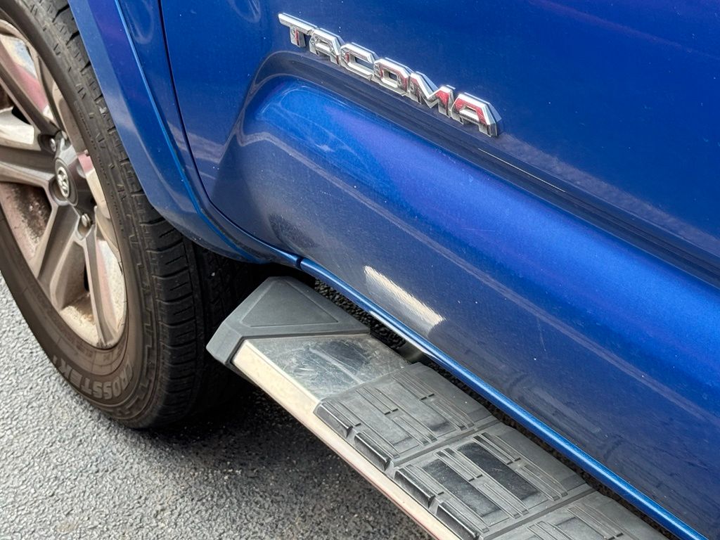 Used 2018 Toyota Tacoma Truck