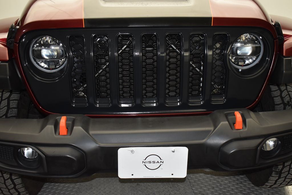 Thumbnail: 2021 Jeep Gladiator - 4