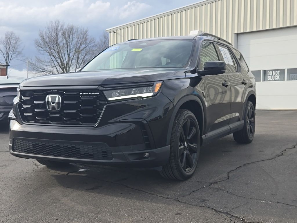 View vehicle photo 3