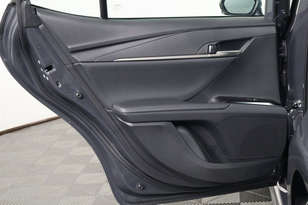 Thumbnail: 2025 Toyota Camry - 13