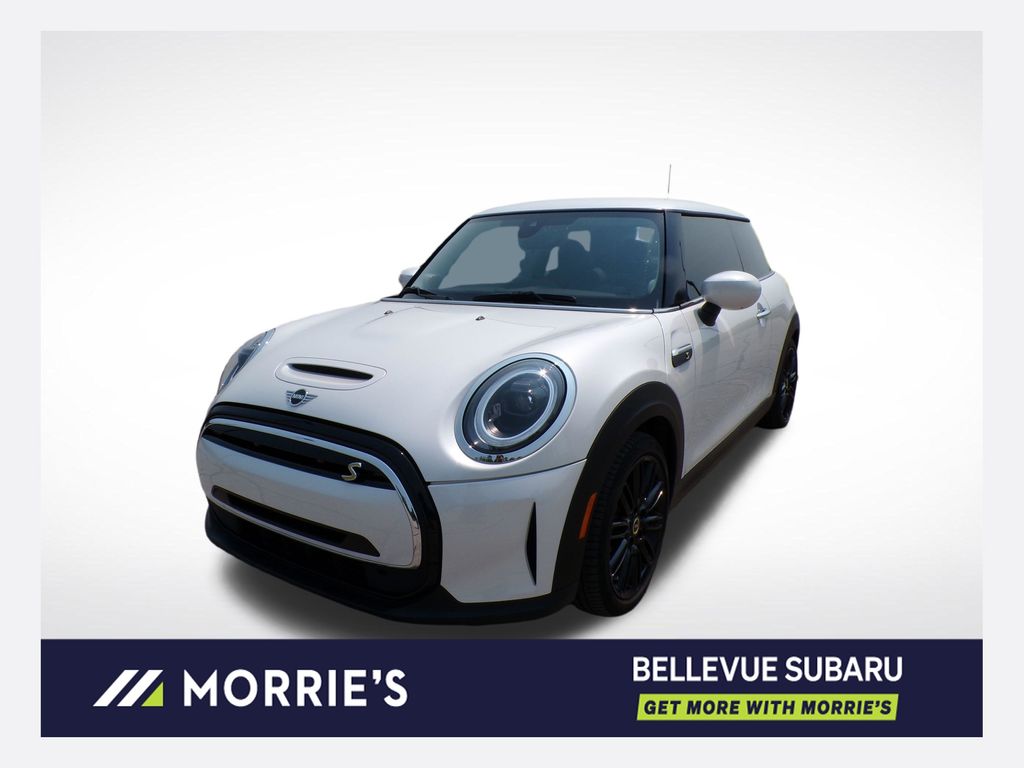 White Metallic 2024 MINI Cooper Hatchback 1-Speed Automatic