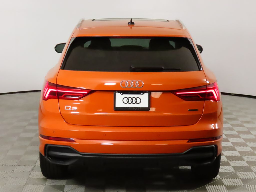 Thumbnail: 2025 Audi Q3 - 4