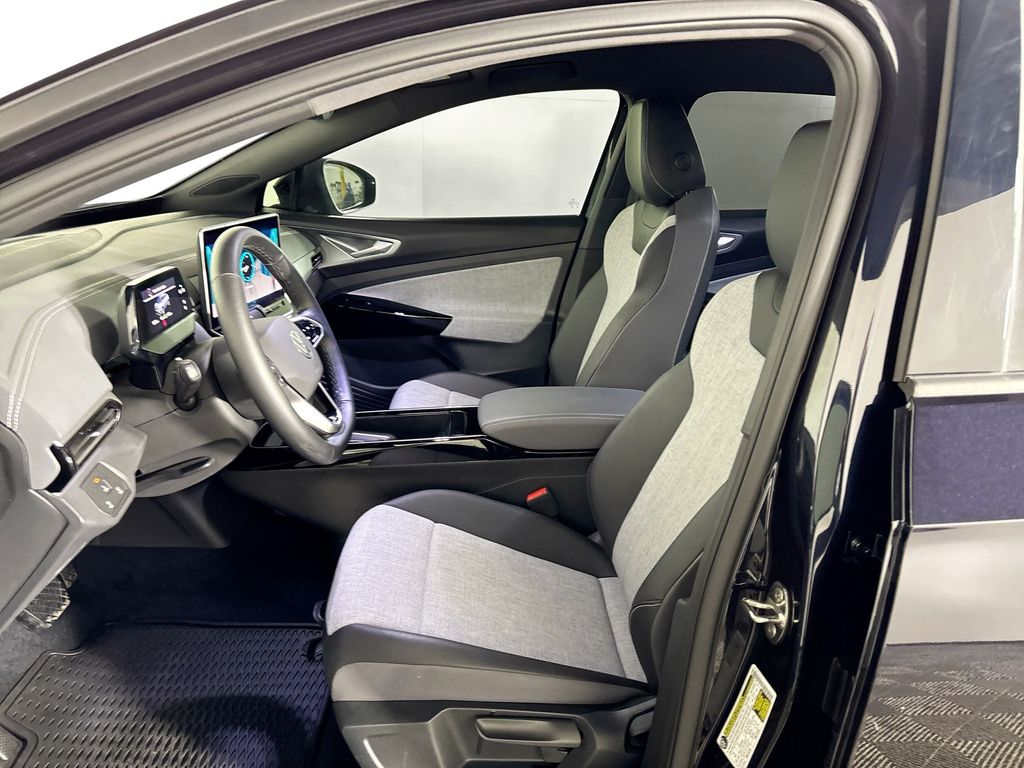 2025 Volkswagen ID.4 Pro