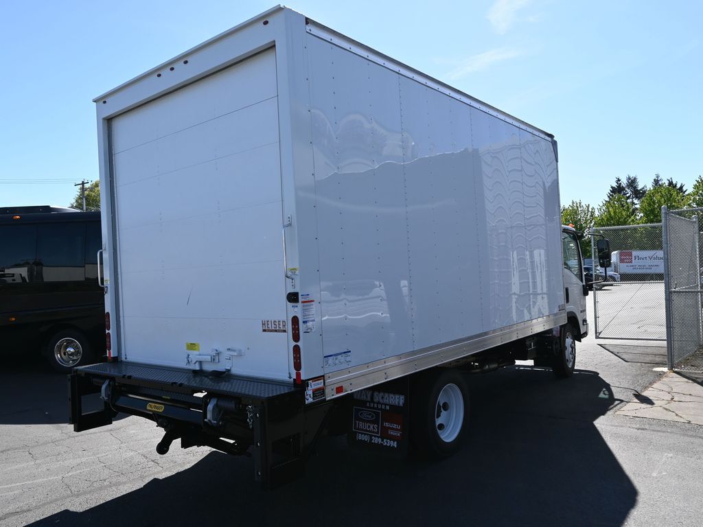 2024 Isuzu NPR HD 