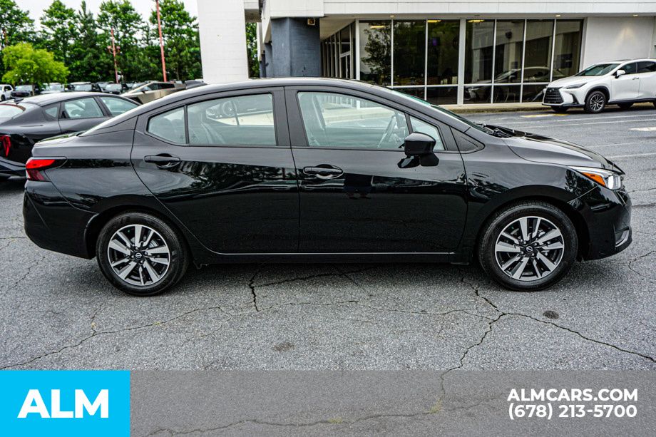 Used 2024 Black Nissan 1.6 SV image 9