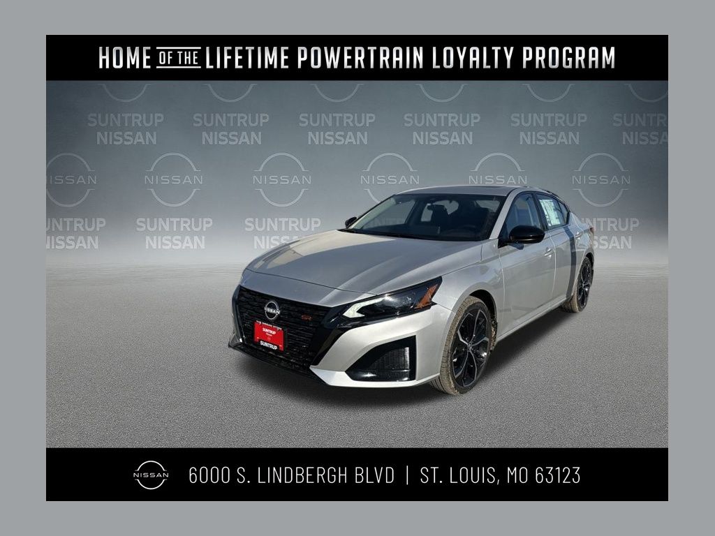 Brilliant Silver Metallic 2025 Nissan Altima 2.5 SR FWD Sedan Front-Wheel Drive Continuously Variable Transmission