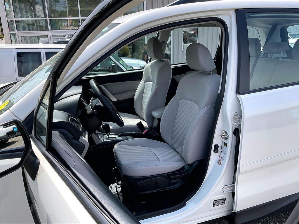 2018 Subaru Forester — photo 10