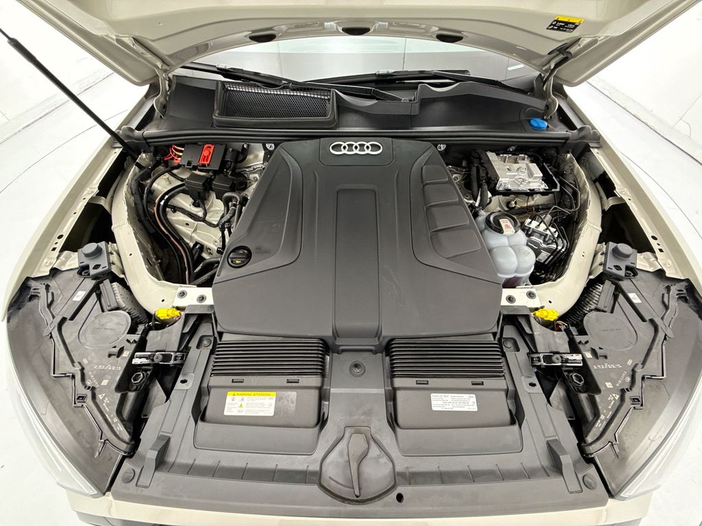 Thumbnail: 2023 Audi Q7 - 29