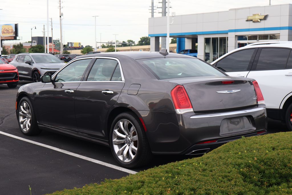 Thumbnail: 2018 Chrysler 300 - 8