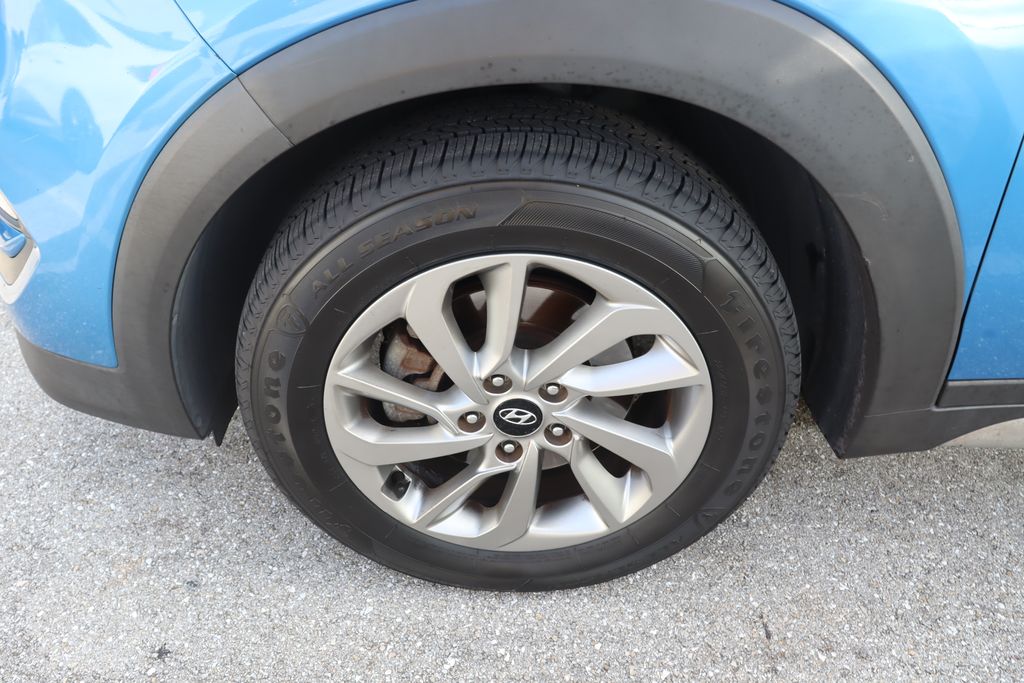 Thumbnail: 2018 Hyundai Tucson - 4