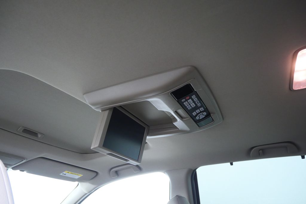 Thumbnail: 2017 Honda Pilot - 20