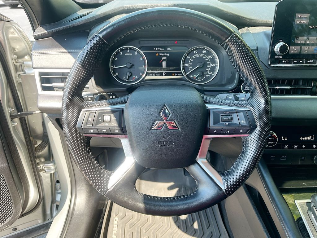 Used 2022 Silver Mitsubishi Black Edition image 11