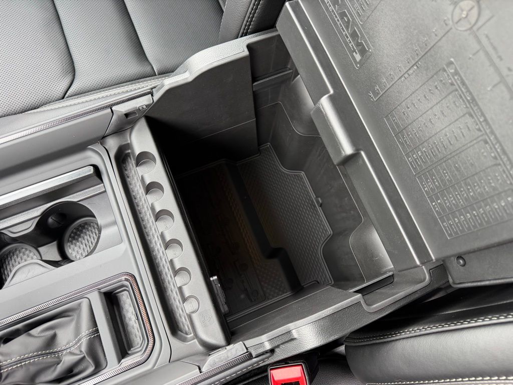 2026 RAM 1500 RHO - Photo 30
