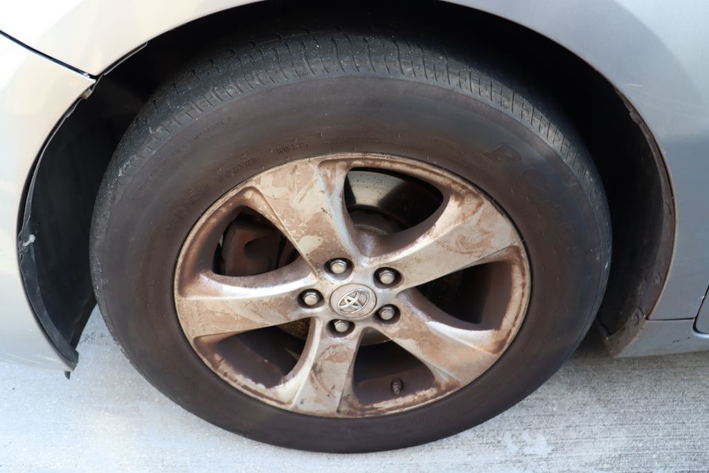 Thumbnail: 2012 Toyota Sienna - 4