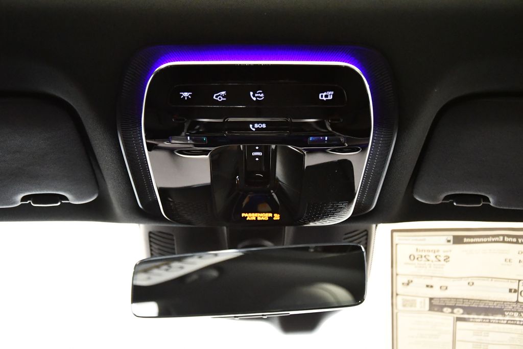 Thumbnail: 2025 Mercedes-Benz C-Class - 20